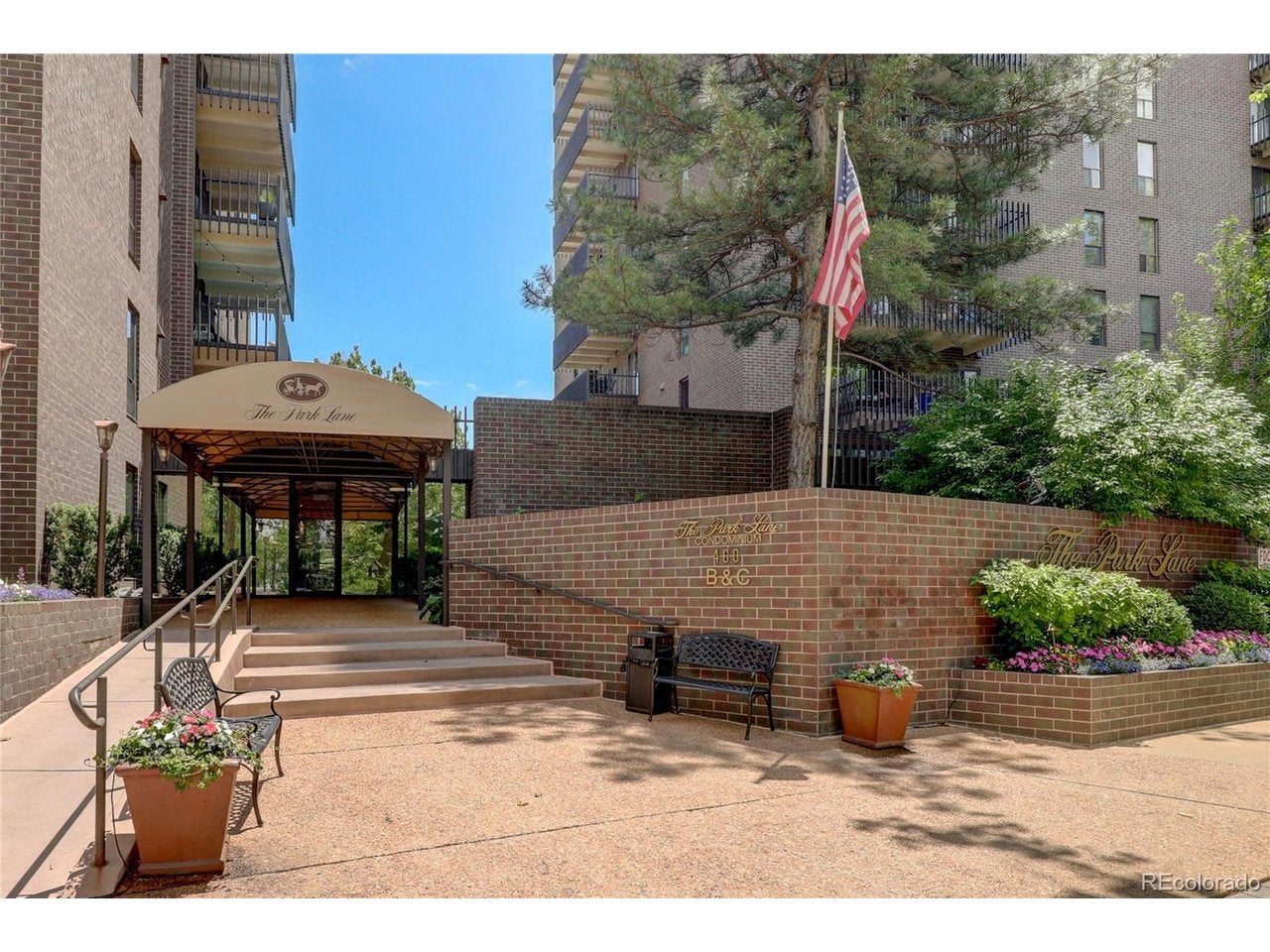 460 S Marion Pkwy C-1401 — photo
