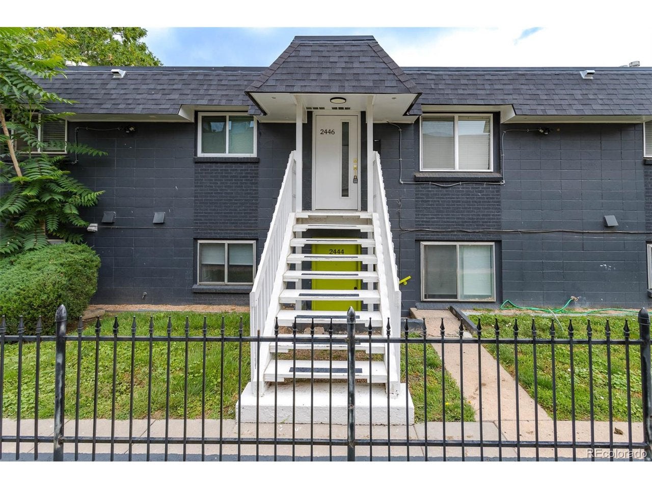 2446 N Ogden St — photo