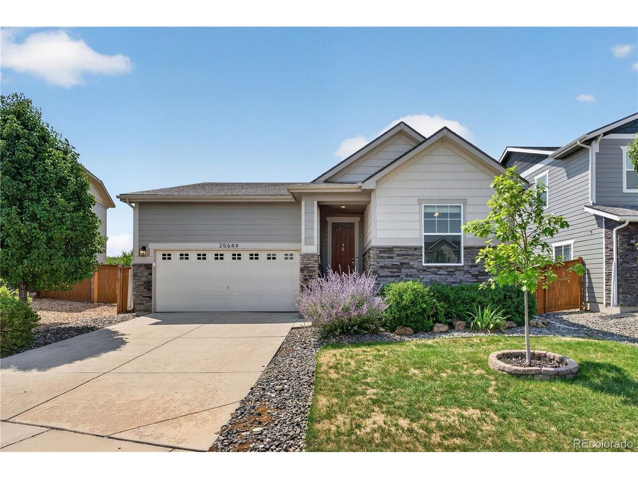 25644 E Byers Dr — photo