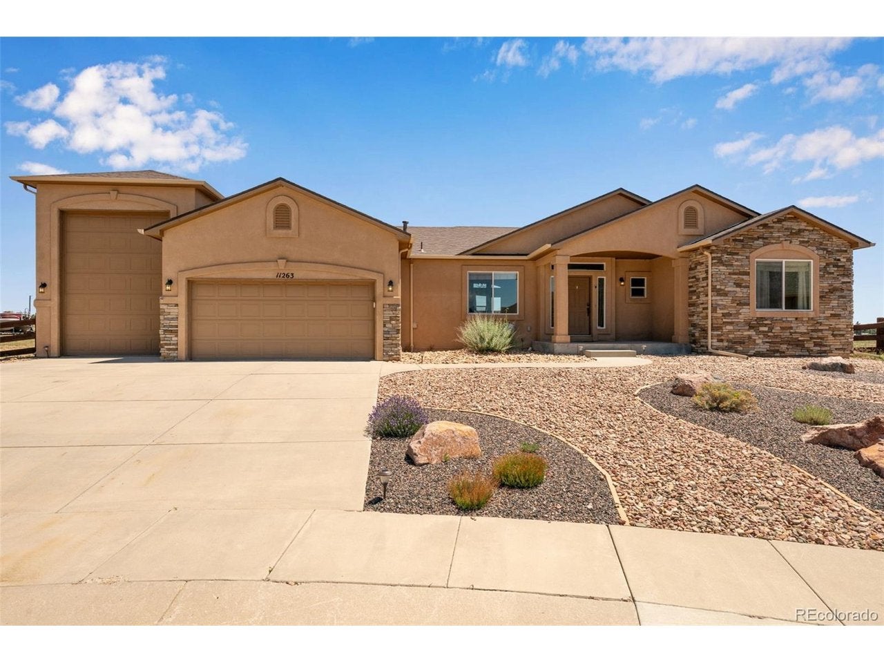 11263 Foxwell Way — photo