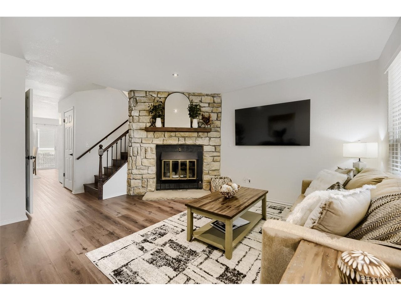 10742 Foxwood Ct — photo