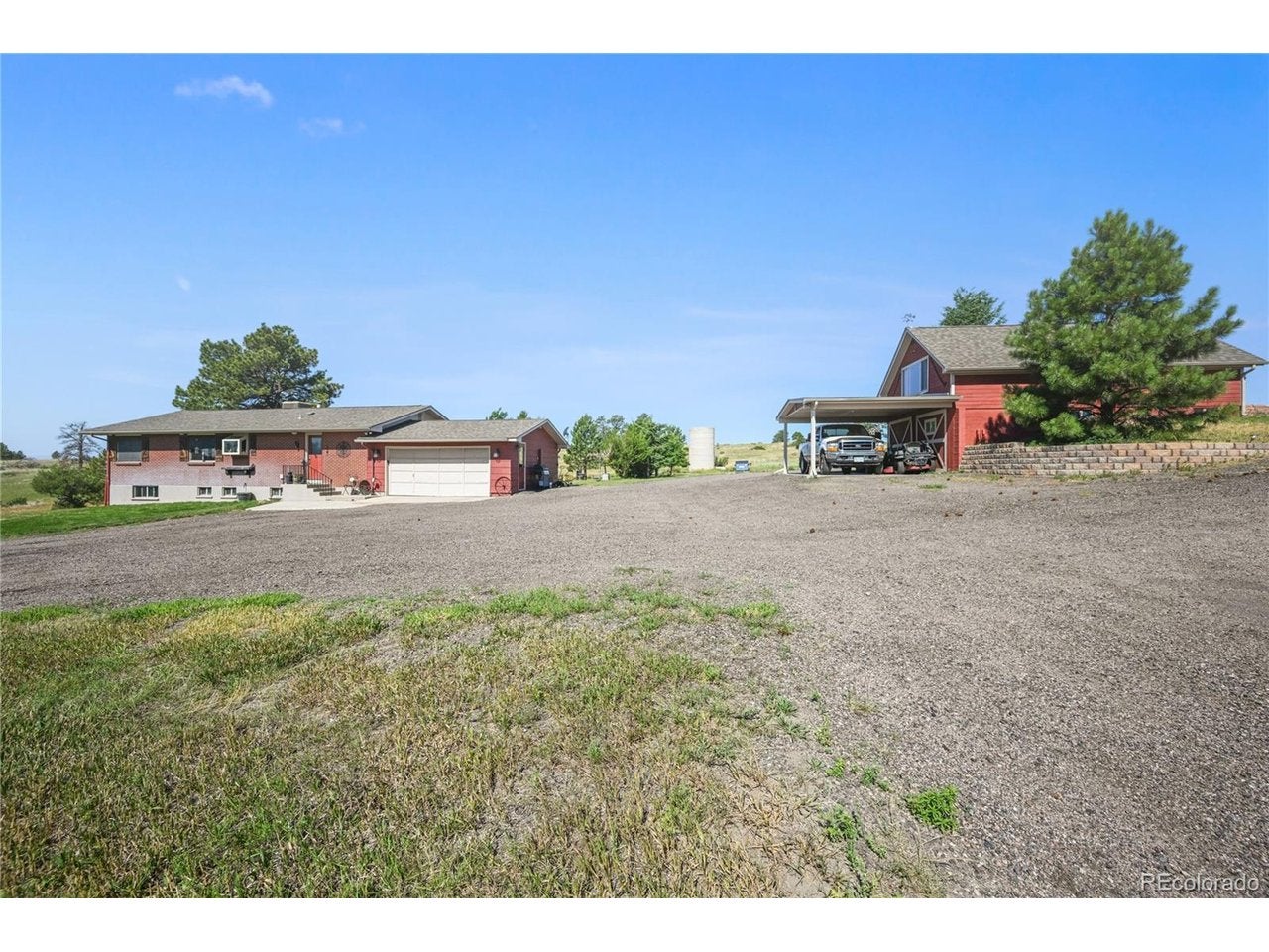 8855 E Parker Road — photo