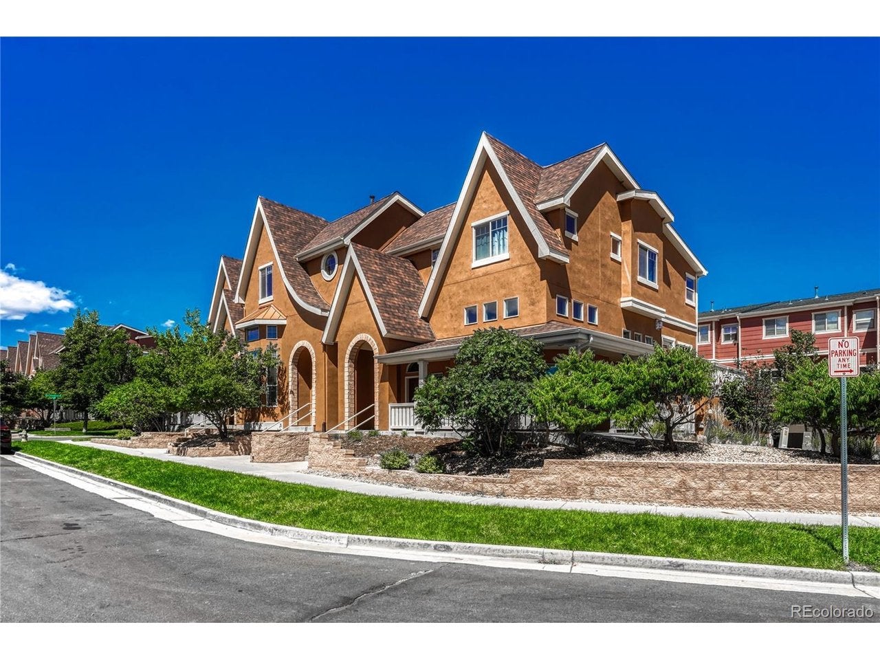 18317 E Saskatoon Pl — photo
