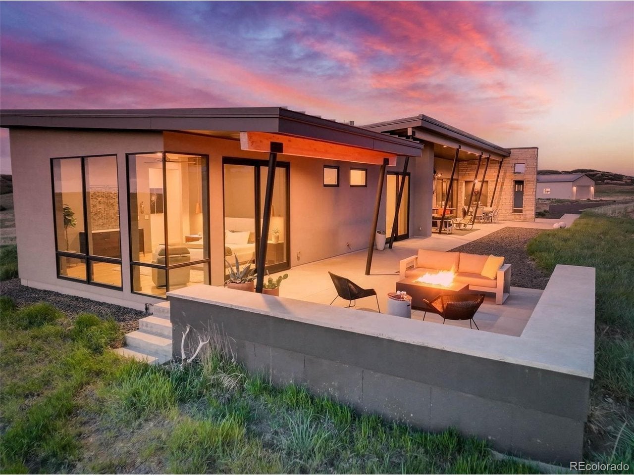 7675 Fox Glen Dr — photo