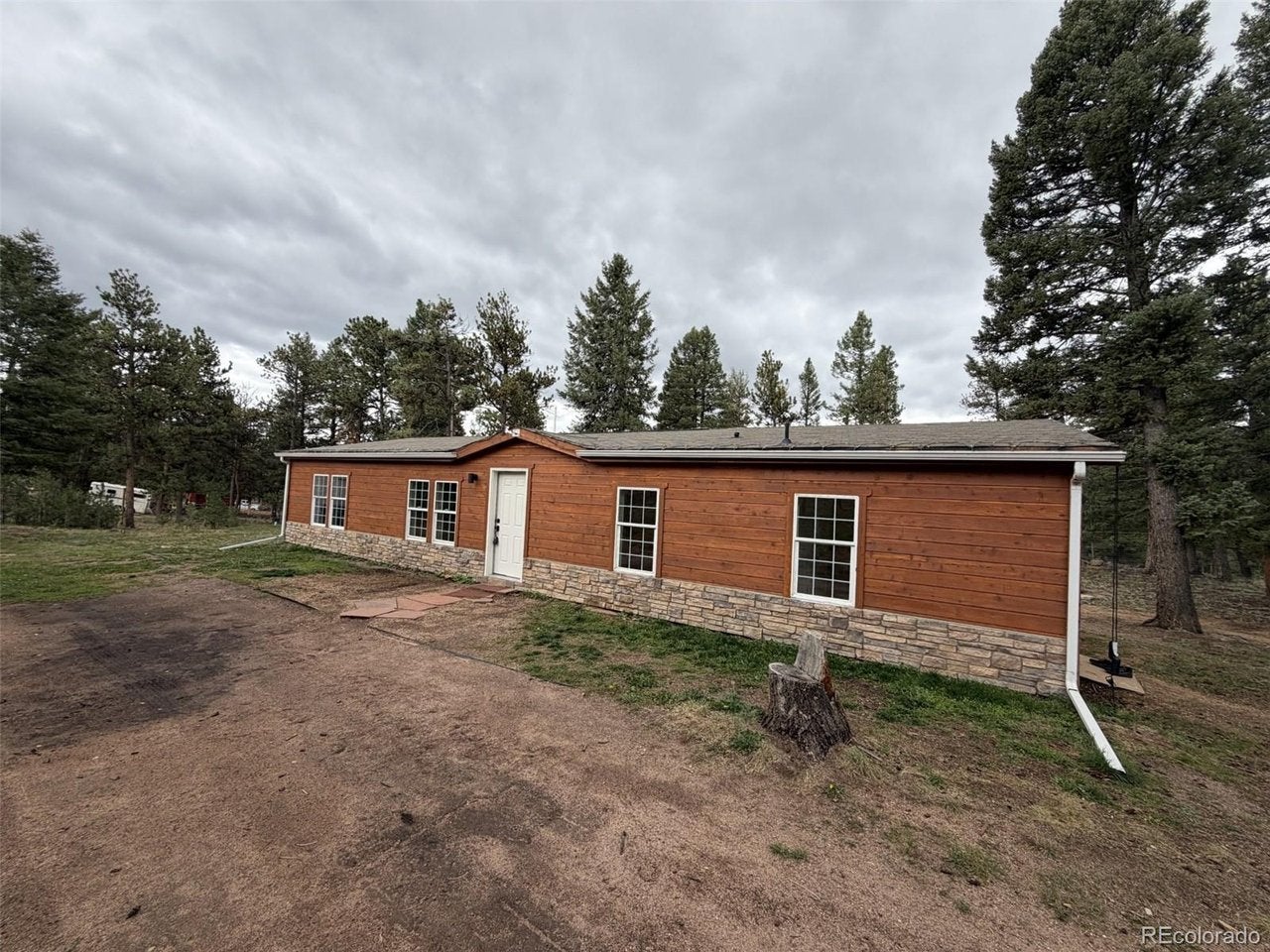 580 Forest Dr — photo