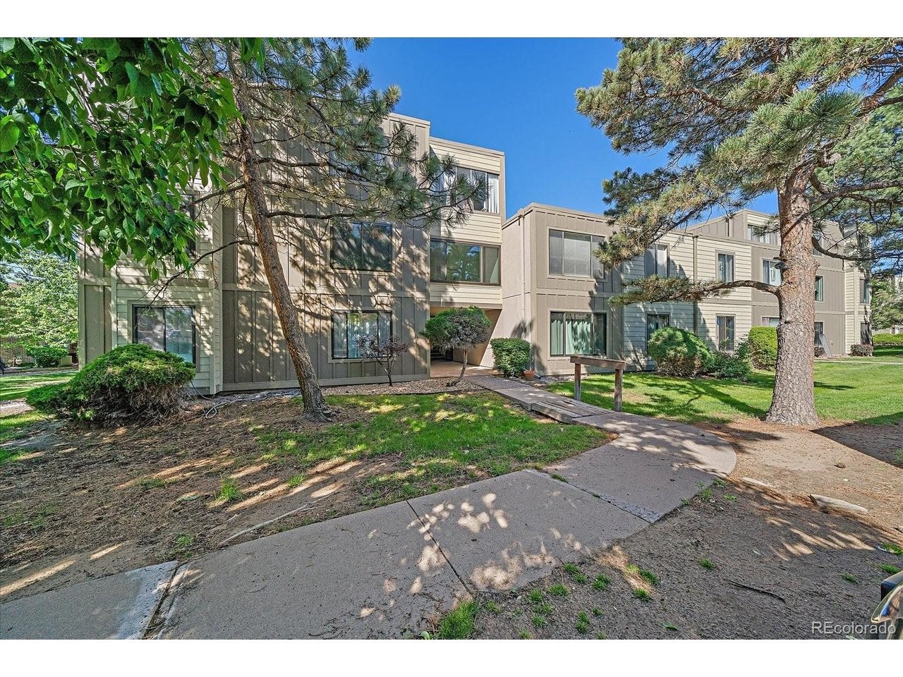 2525 S Dayton Way 2310 — photo