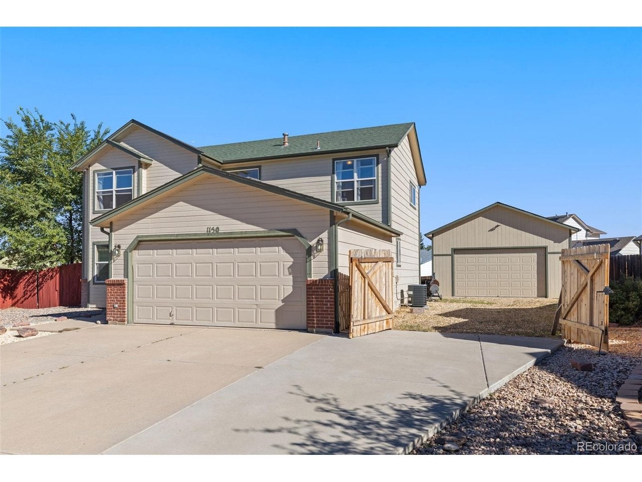 1150 Pipestone Ct — photo