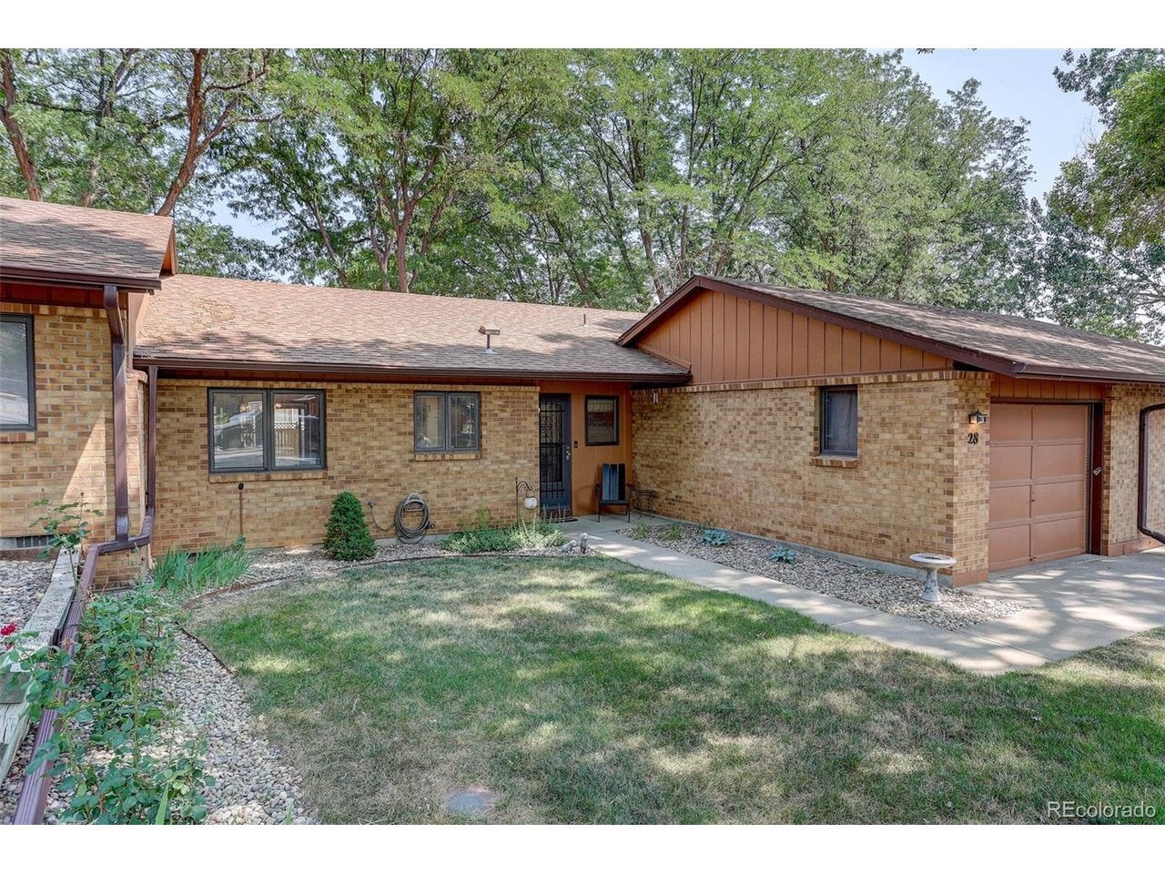 1100 Taft Ave 28 — photo