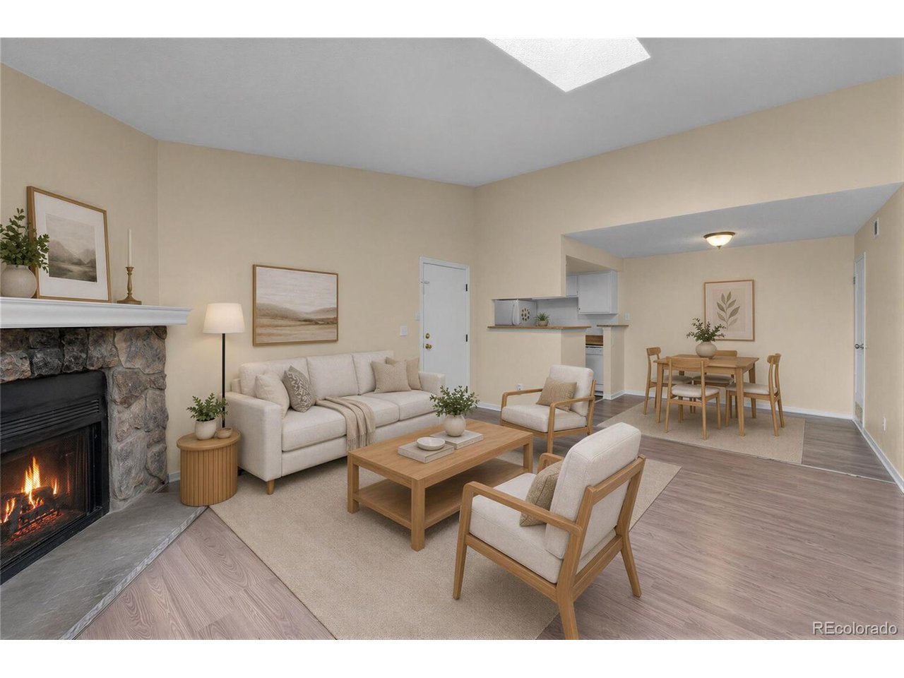 908 S Walden Way 206 — photo