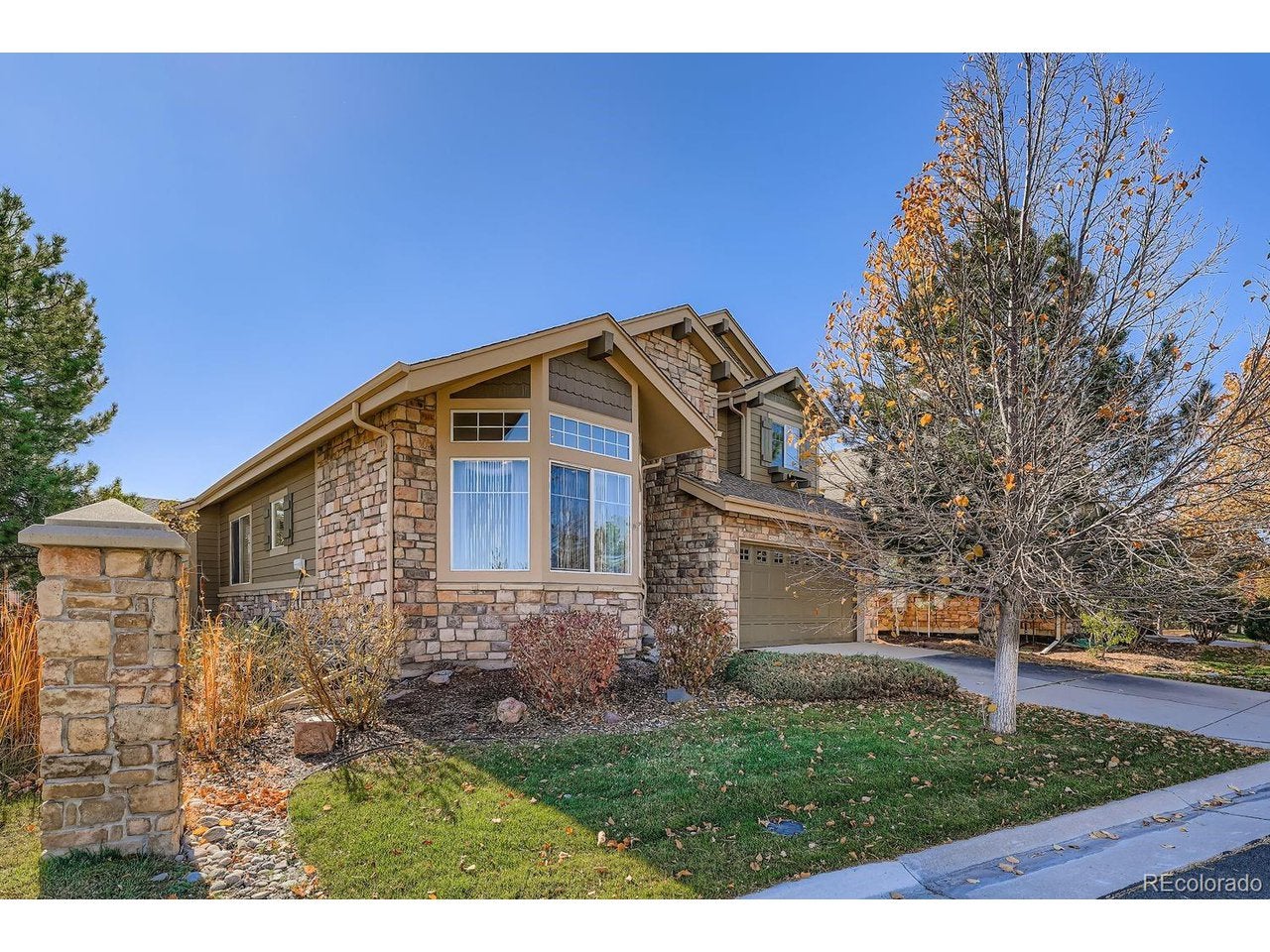 22754 E Rowland Dr — photo