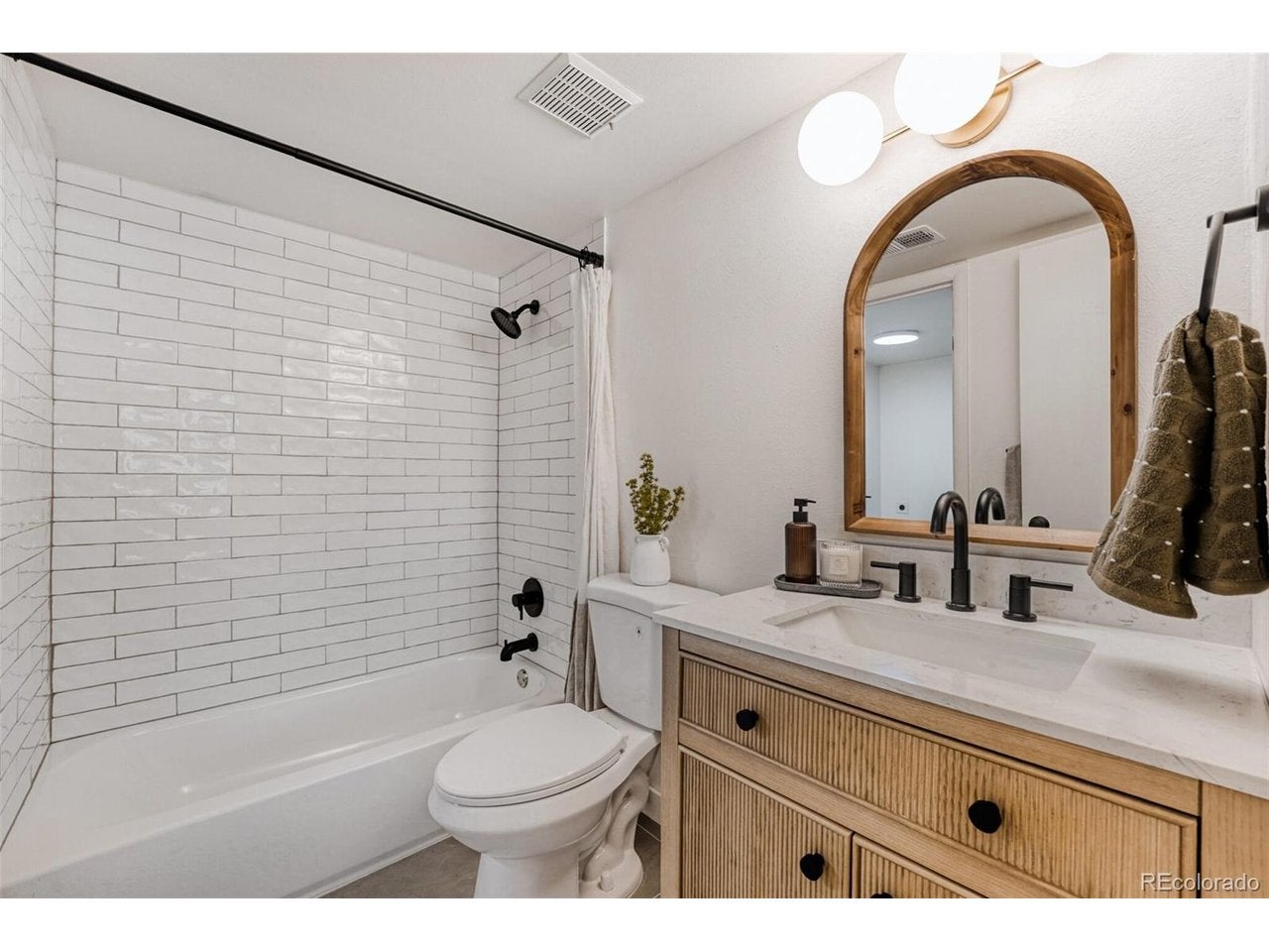 3023 S Ursula Cir 302 — photo