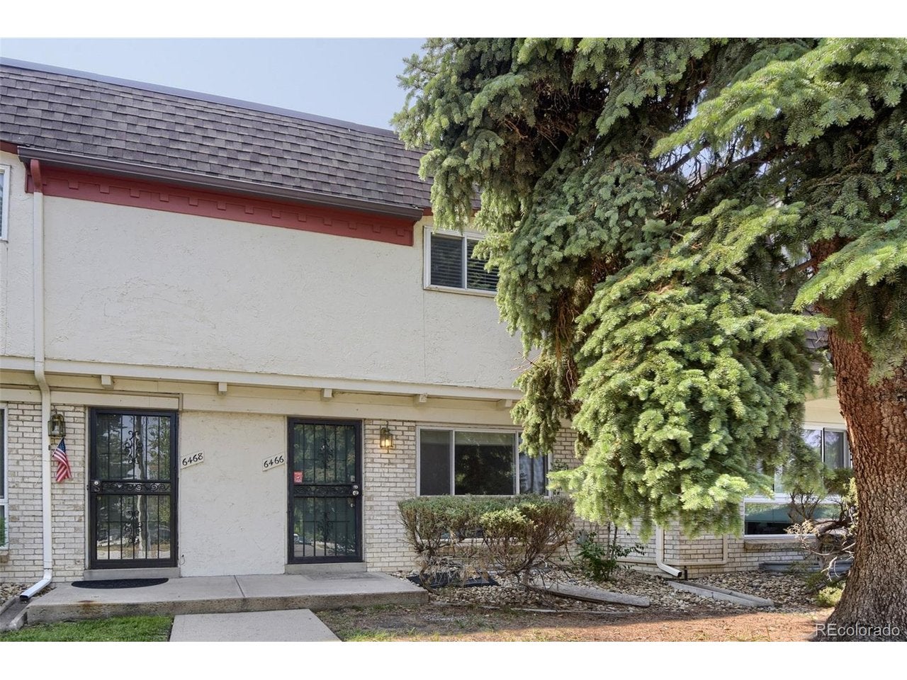 6466 E Mississippi Ave — photo
