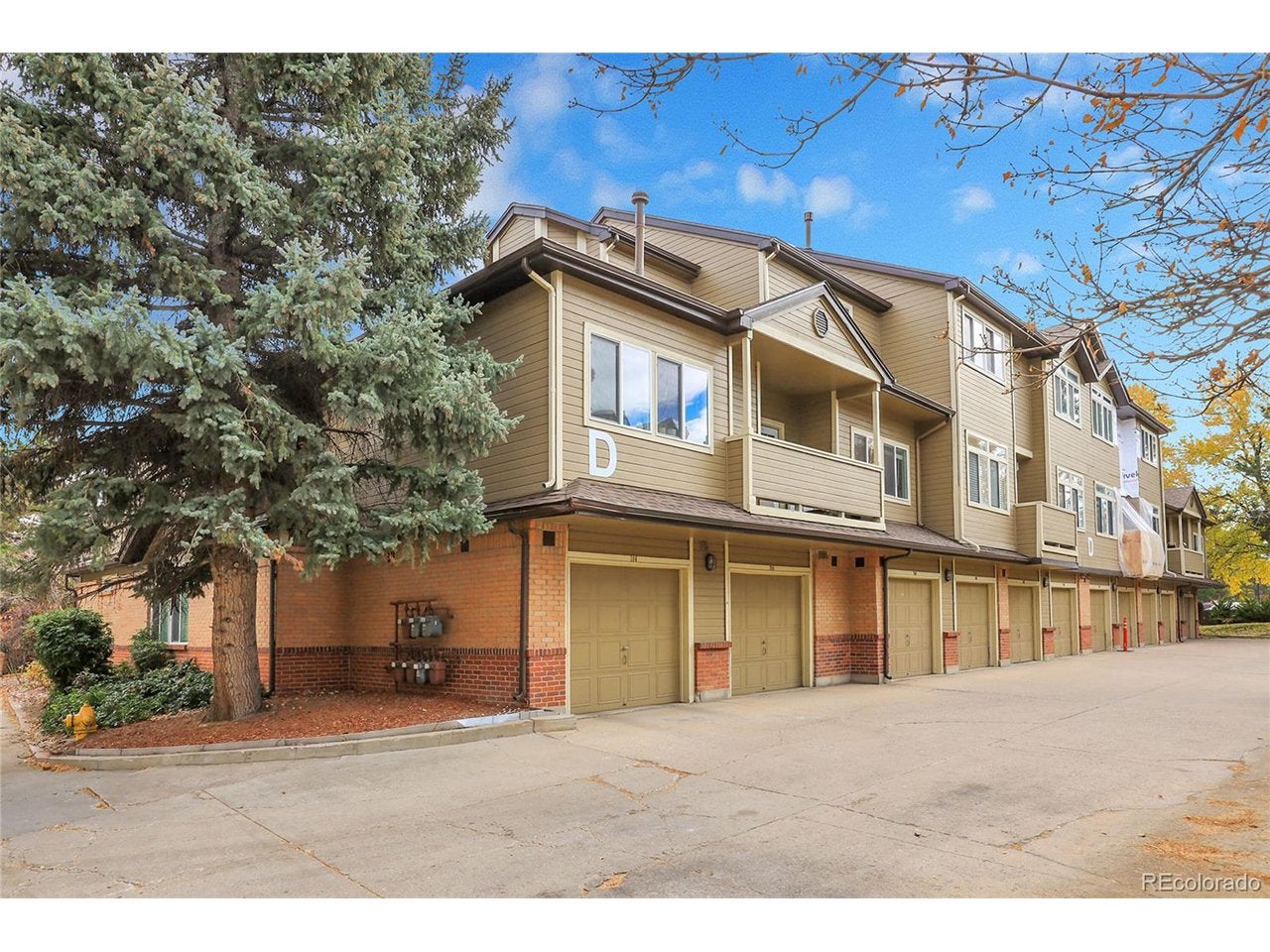 6001 S Yosemite St D103 — photo