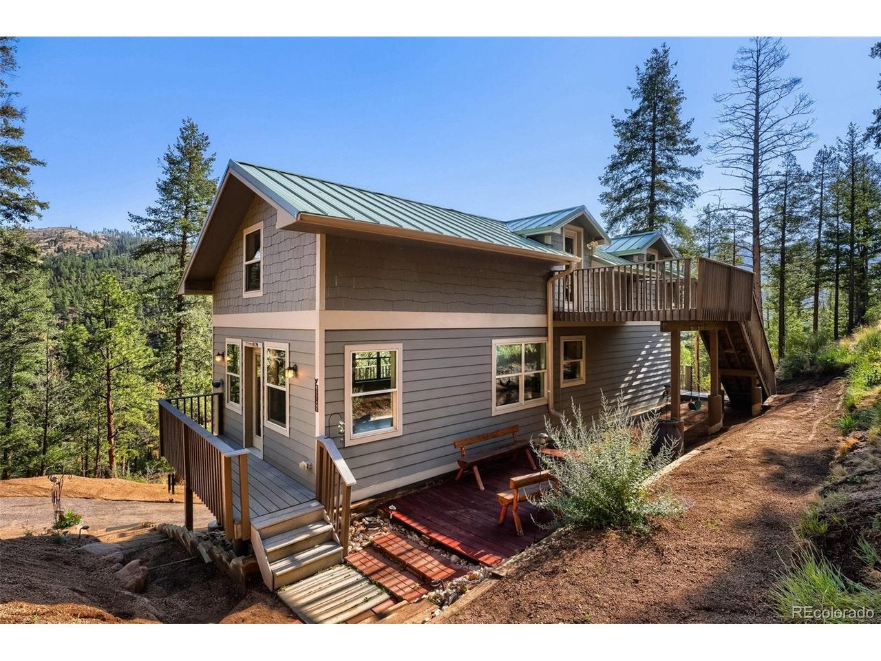 9899 Overlook Rd — photo