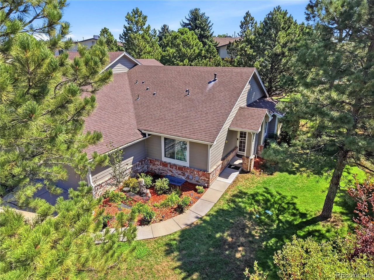 6414 S Dallas Ct — photo