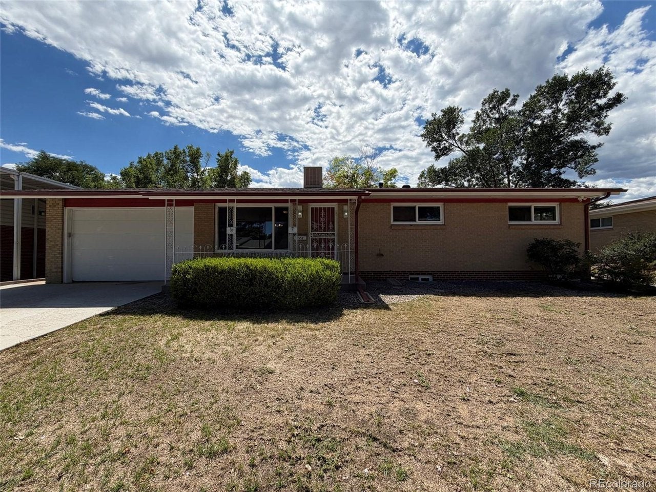 3352 W Aksarben Ave — photo