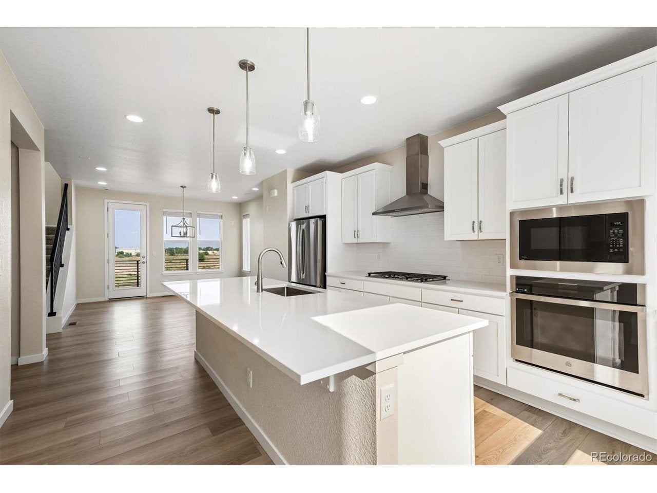 12331 Farmview Ln — photo