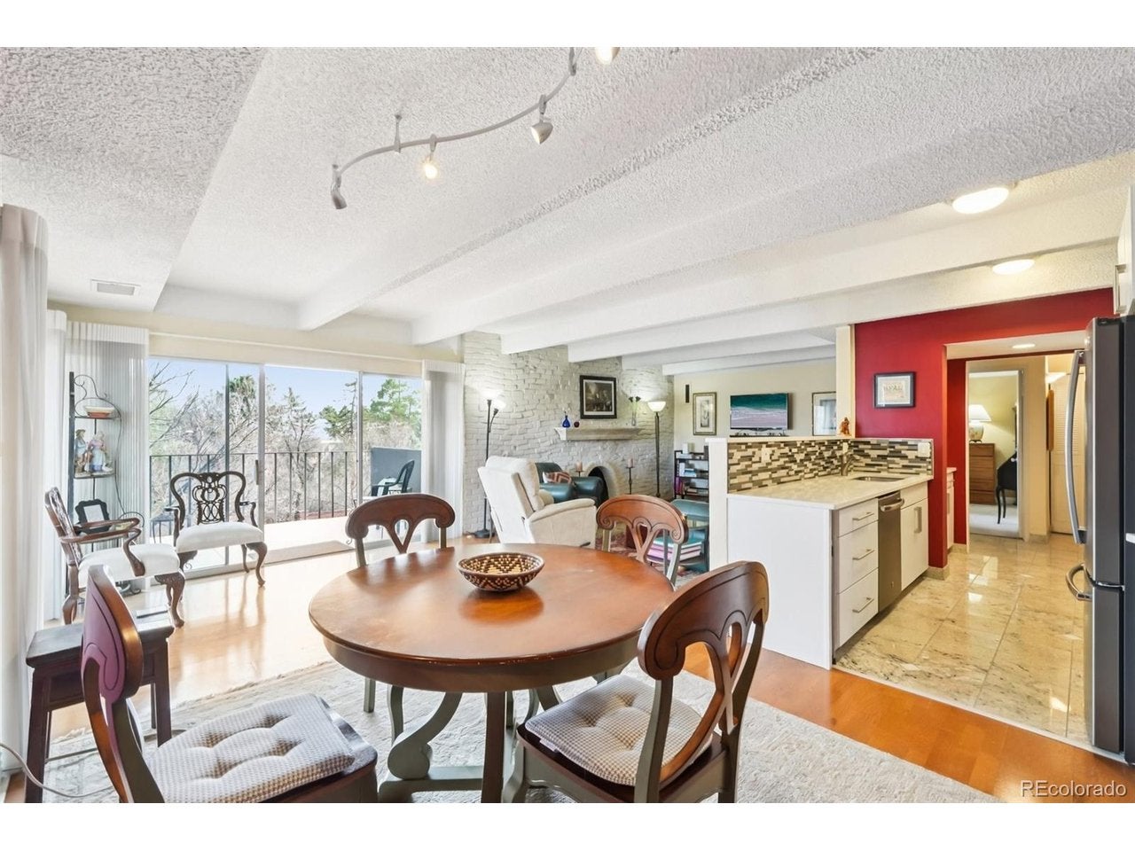 675 S University Blvd 408 — photo