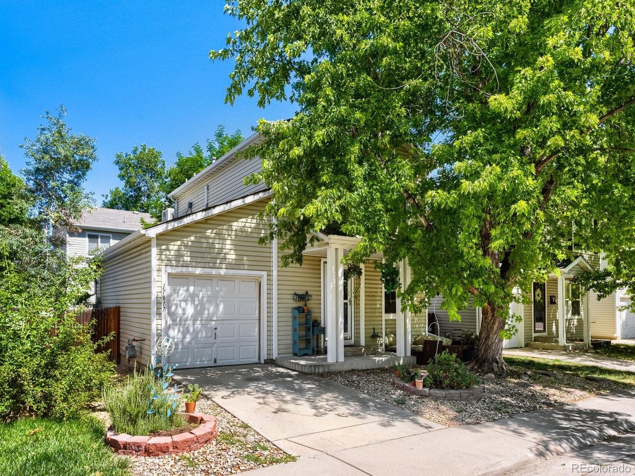 11817 W Tufts Pl — photo