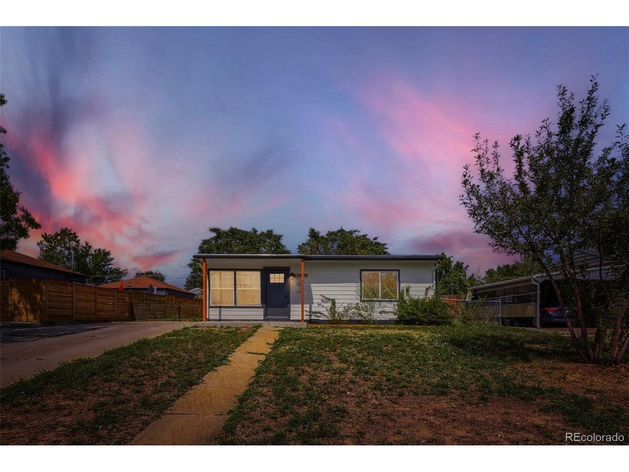 1631 W Hoye Pl — photo