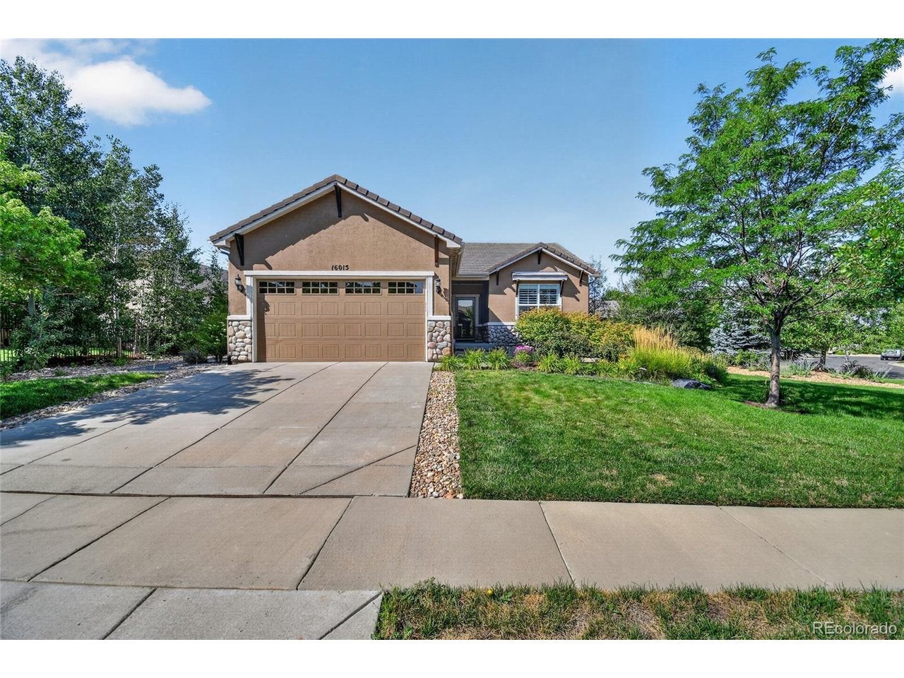 16015 Meeker Way — photo