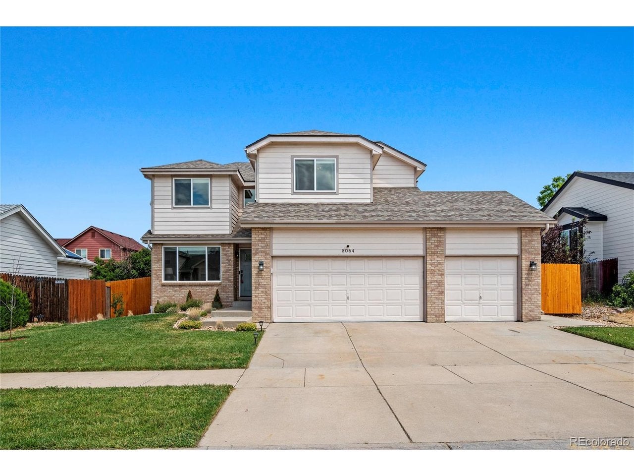 5064 Durham Ct — photo