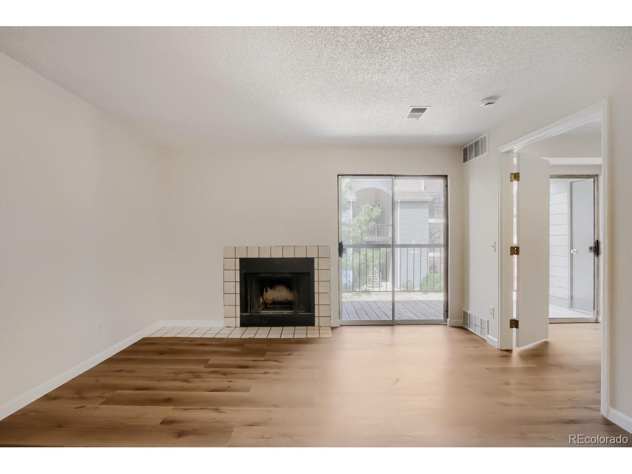 8813 Colorado Blvd 206 — photo