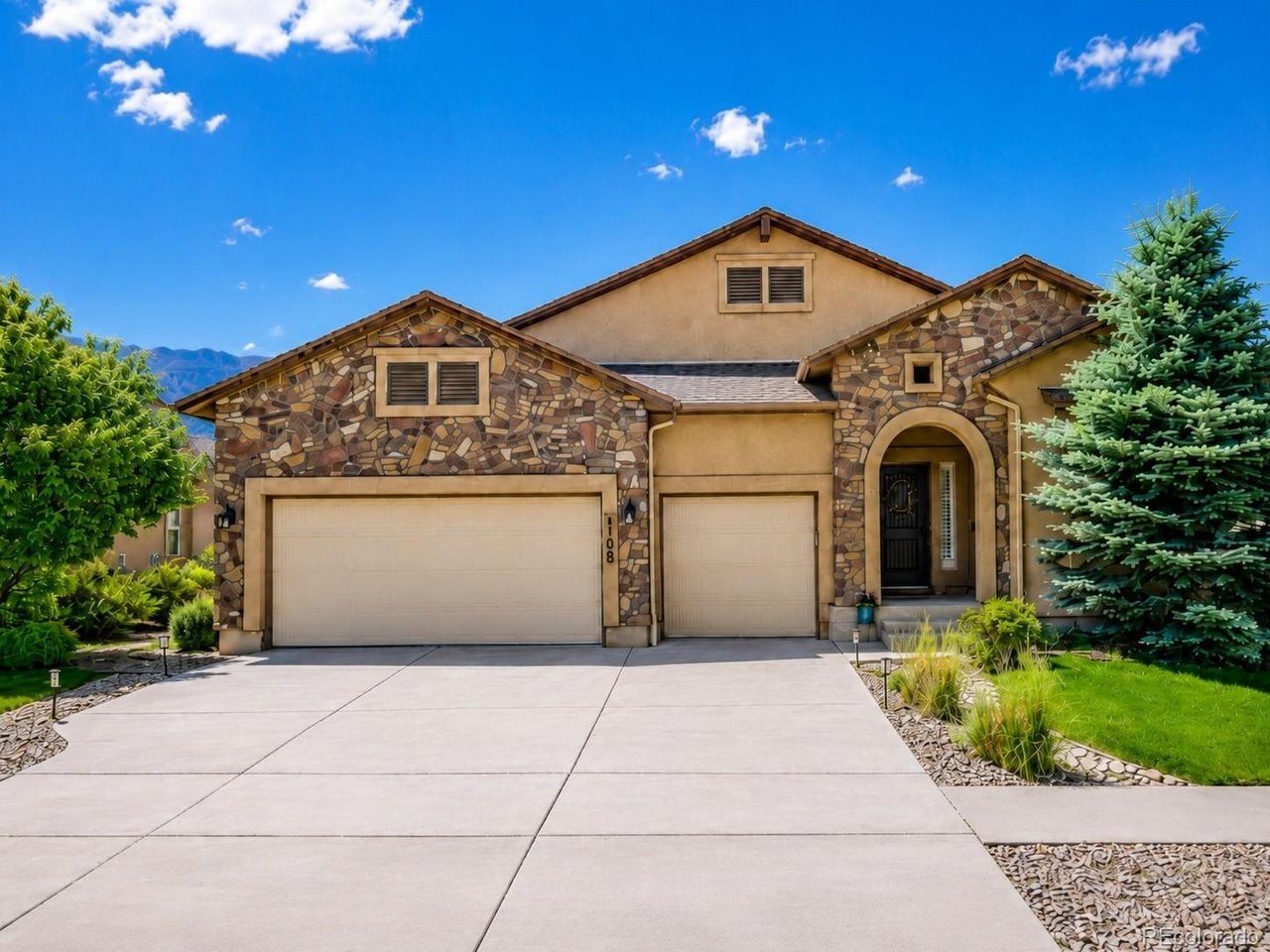 1168 Old North Gate Rd — photo