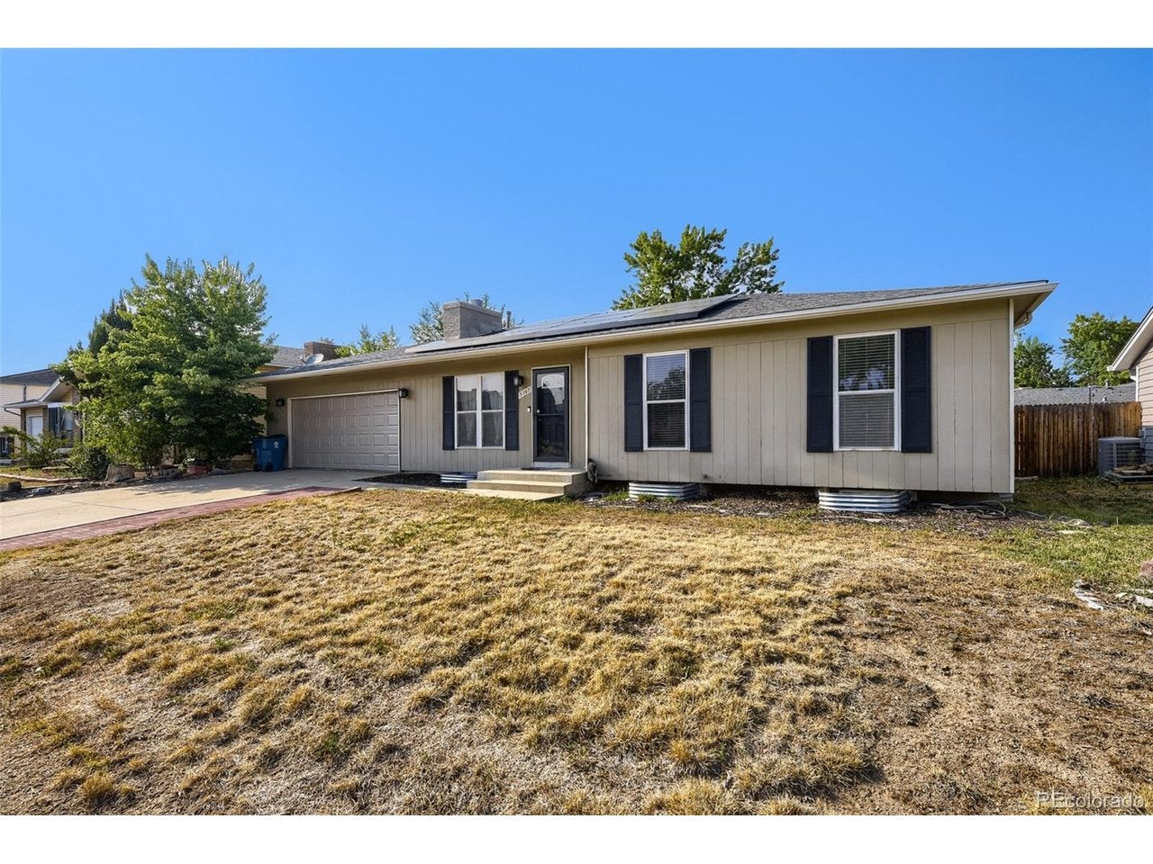 9367 W Hamilton Dr — photo