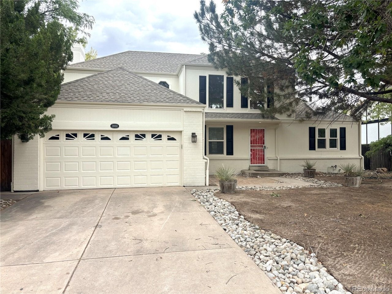 3668 S Waco St — photo