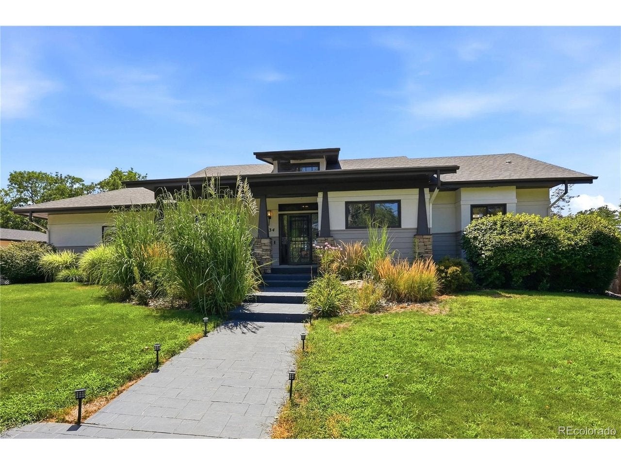 434 E Lake Pl — photo