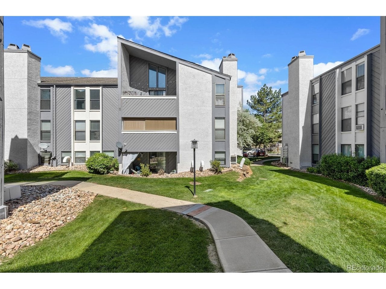 9867 E Peakview Ave E1 — photo