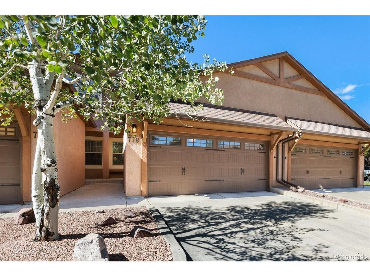 718 Misty Pines Cir — photo