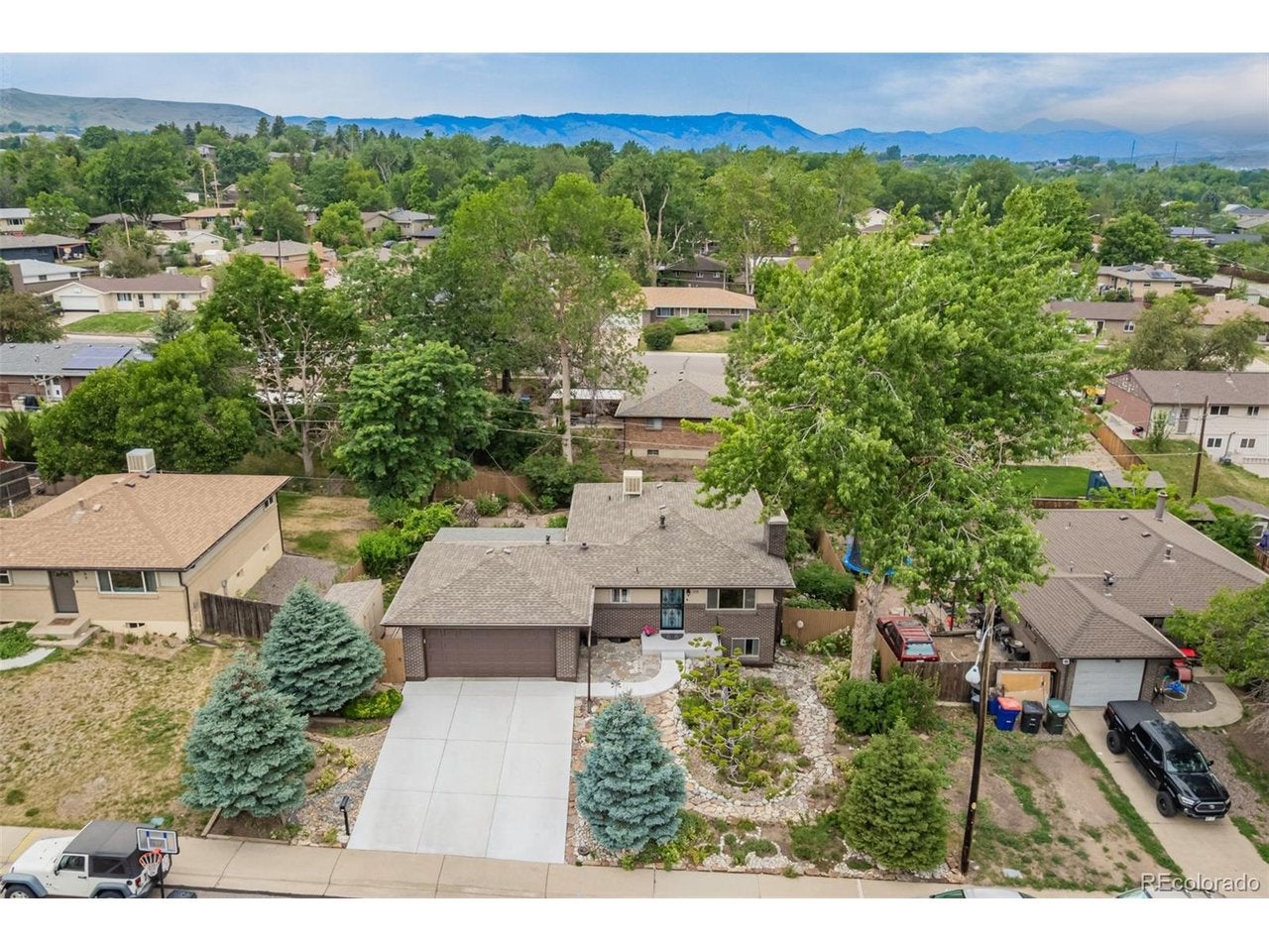 775 Van Gordon Ct — photo