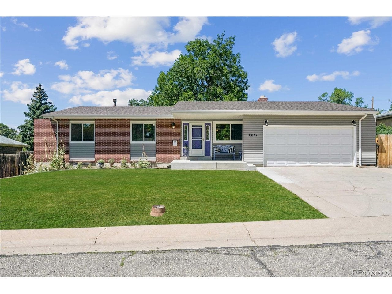 6017 Vivian Ct — photo