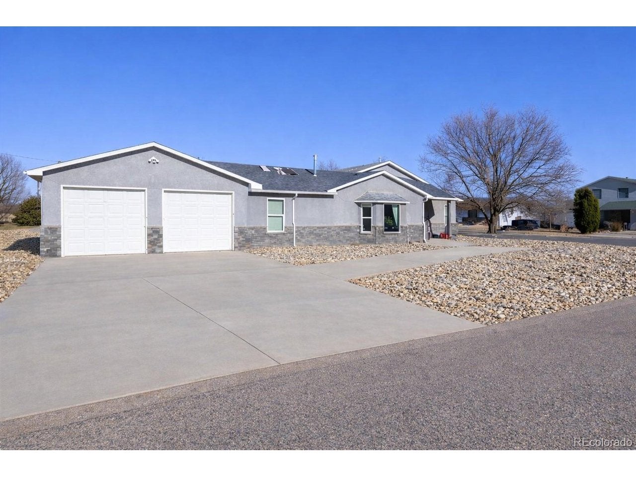 2 Meadow Ln — photo