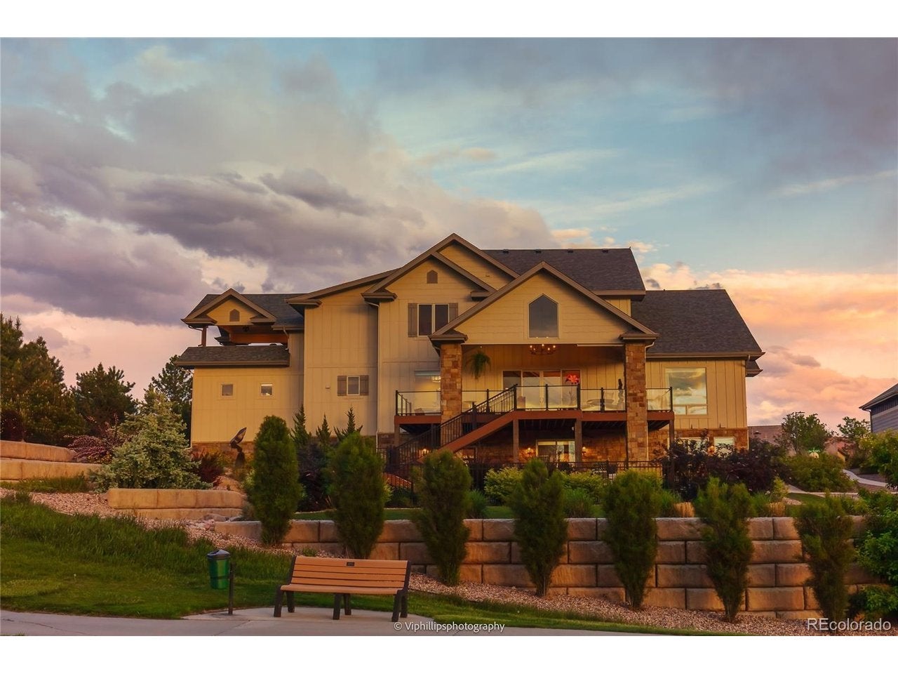 512 Deer Meadow Dr — photo