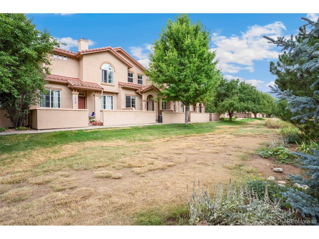 1508 Courtyard Hts — photo