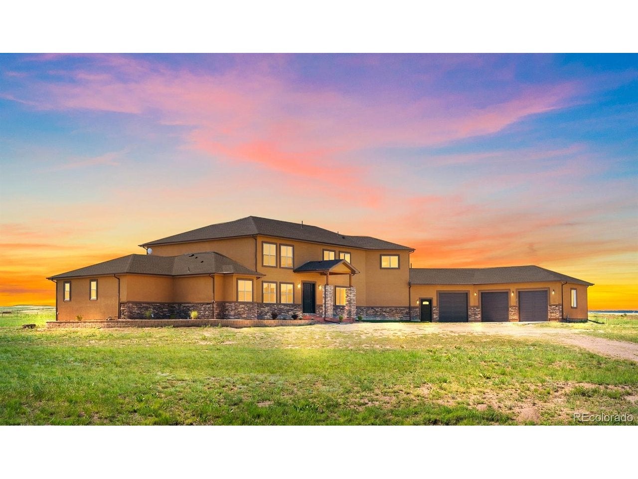 16034 E Mccara Ct — photo