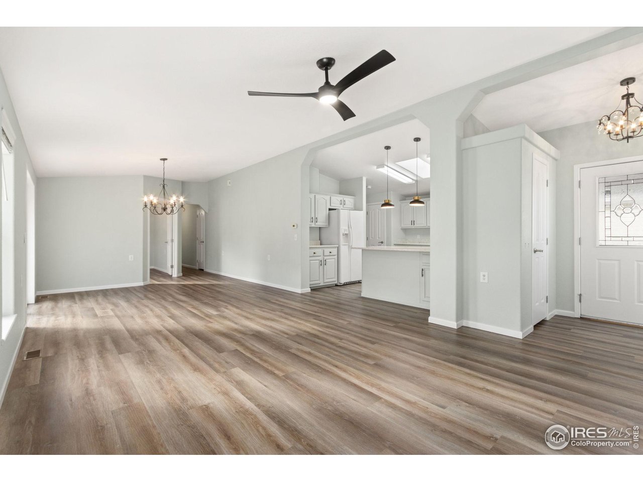 4433 Espirit Dr — photo