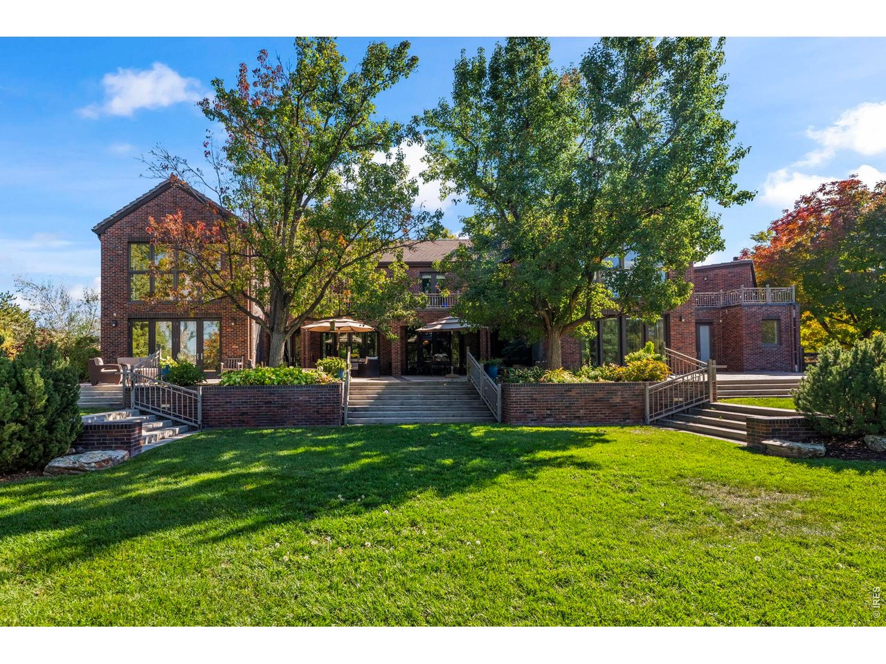 8414 Firethorn Ct — photo