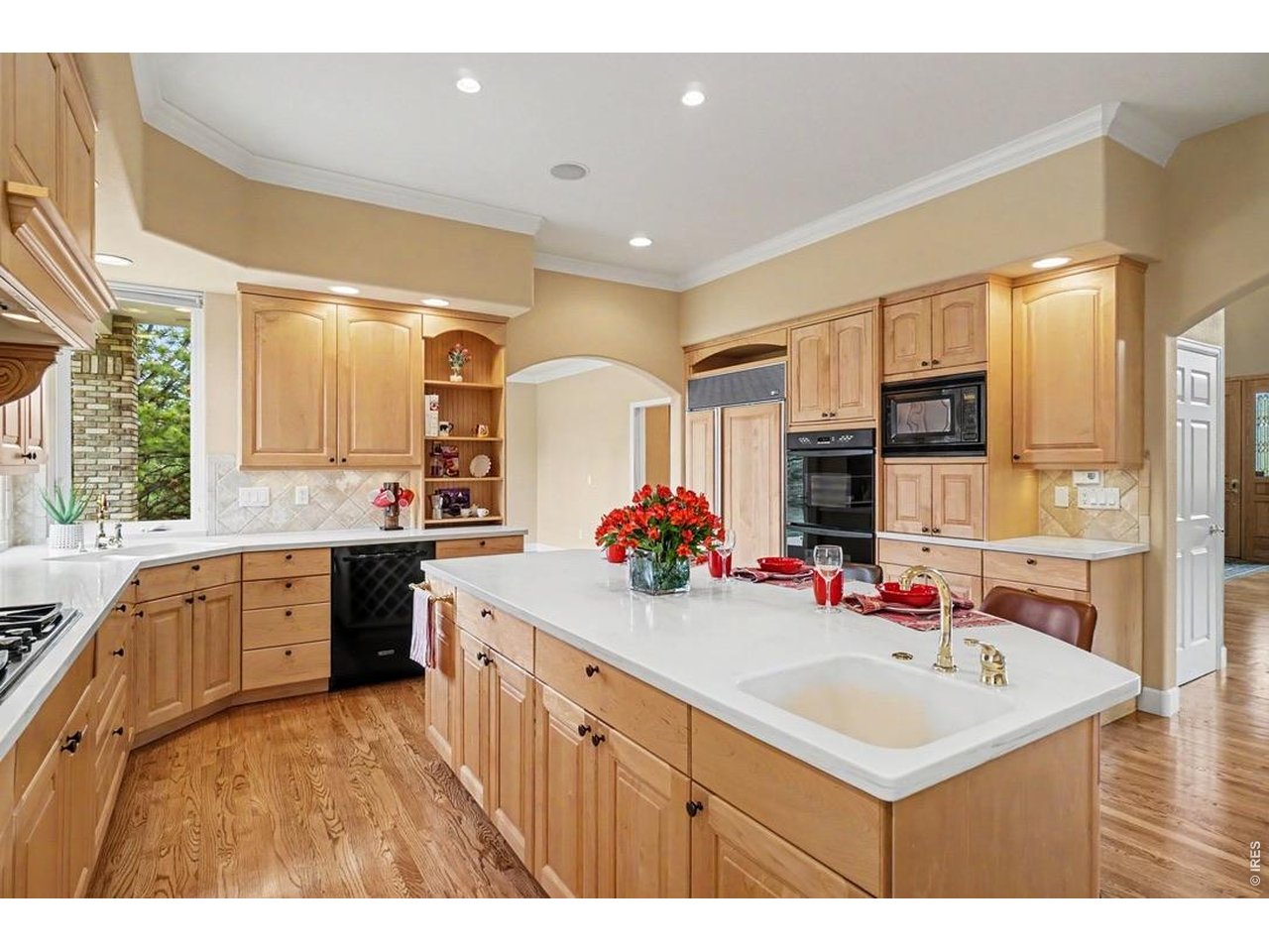 680 Findley Ct — photo