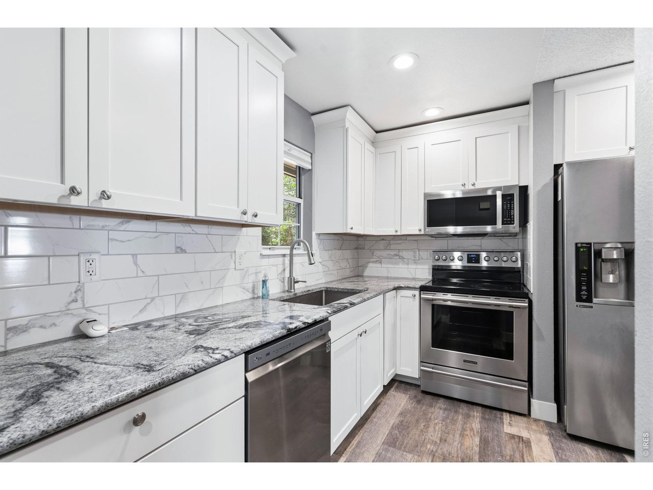 720 City Park Ave B-214 — photo