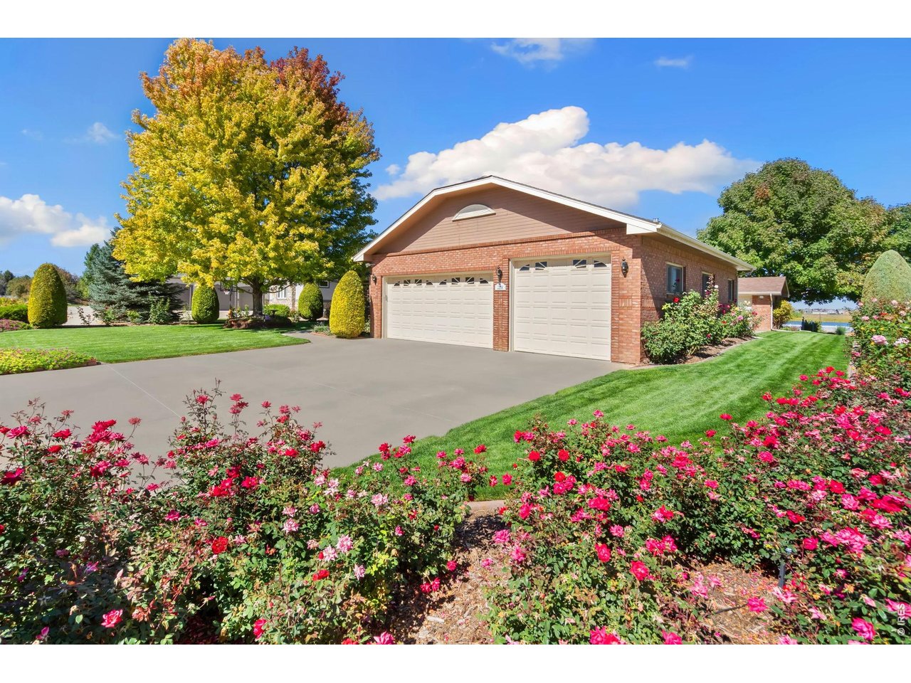 2238 Breckenridge Dr — photo