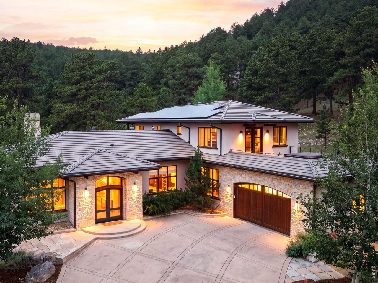 575 Reed Ranch Rd — photo