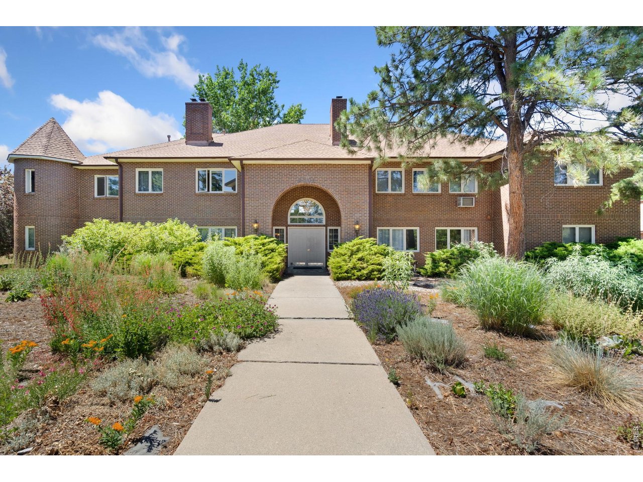 4501 Regency Dr H — photo
