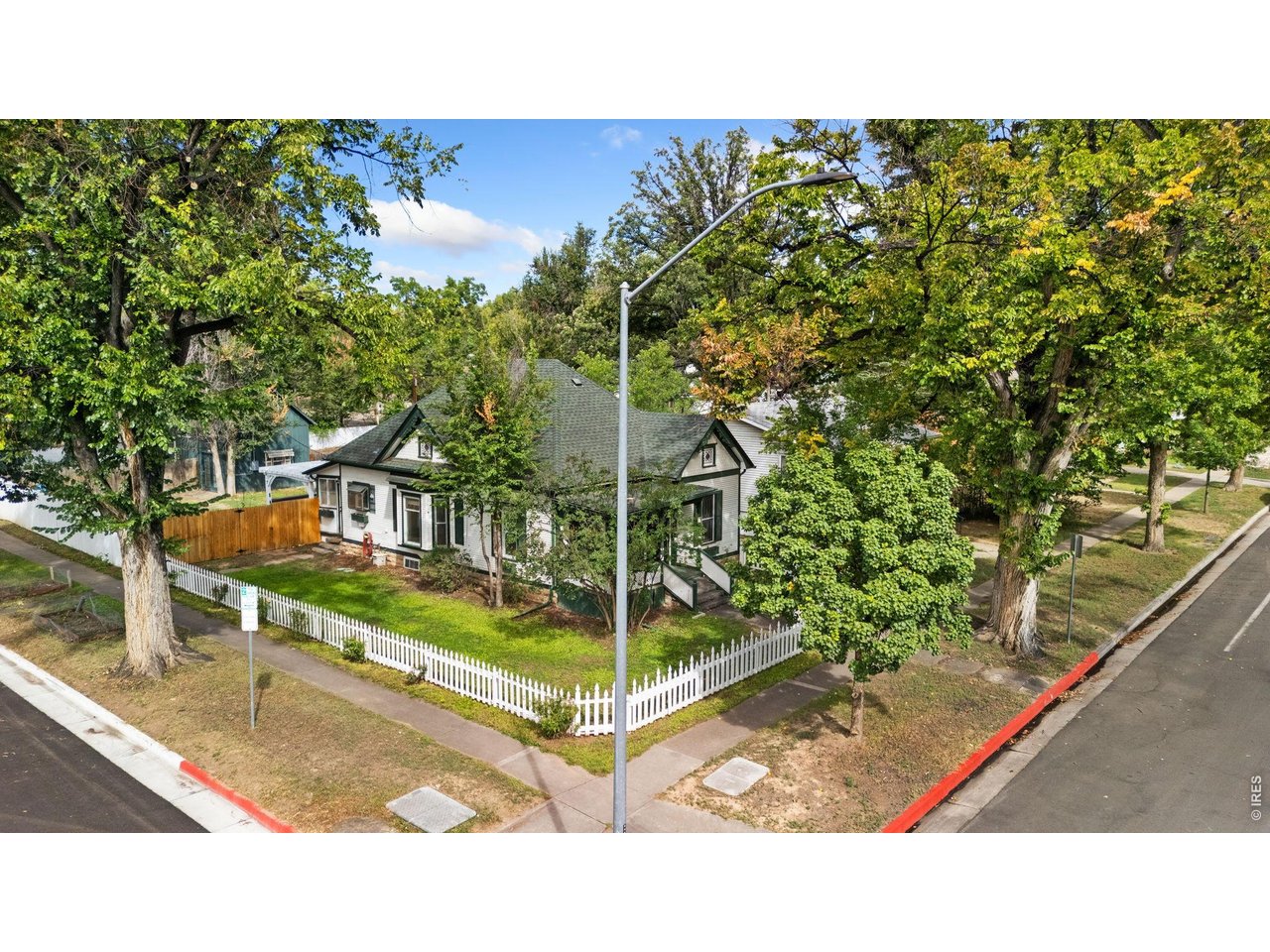 1121 Remington St — photo