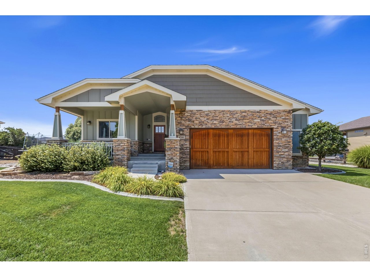 6741 Pumpkin Ridge Dr — photo