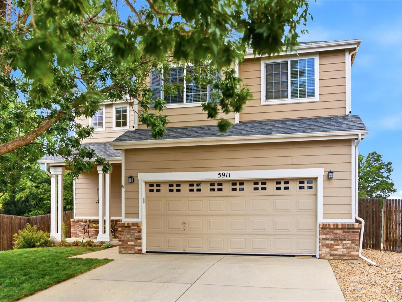5911 Thistle Ridge Ave — photo