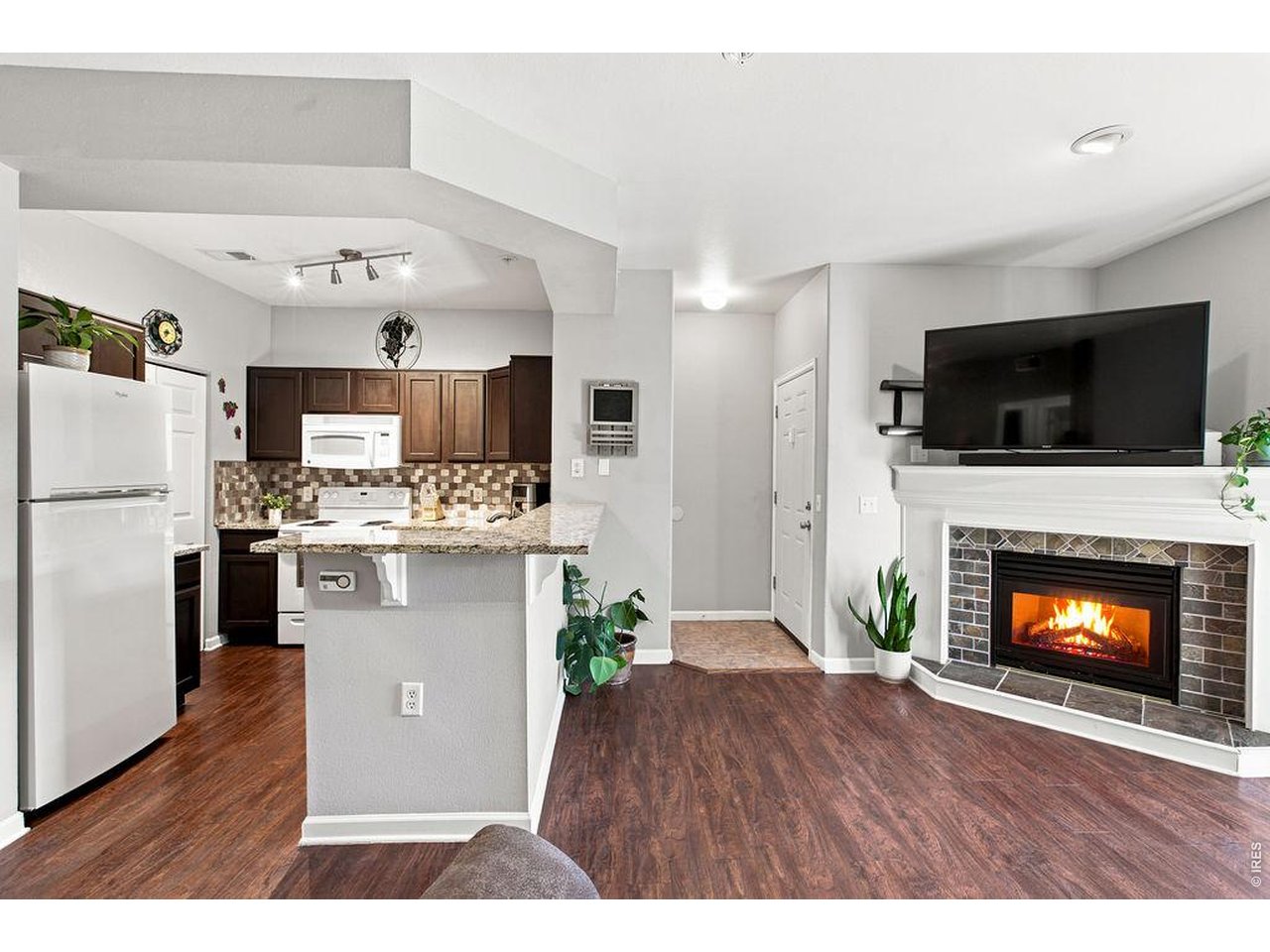 4545 Wheaton Dr D-240 — photo